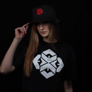 Karma bucket hat, musta